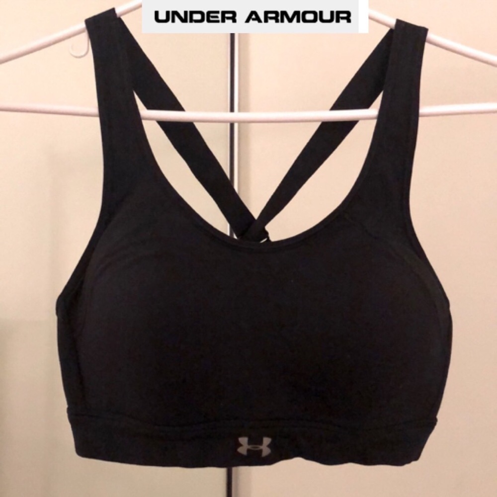 UNDER ARMOUR sports bra
